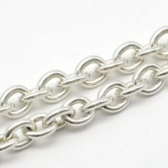 GORGEOUS 😍 ITALIAN LUXURY GUCCI NECKLACE ✨️ - Picture 3 of 9